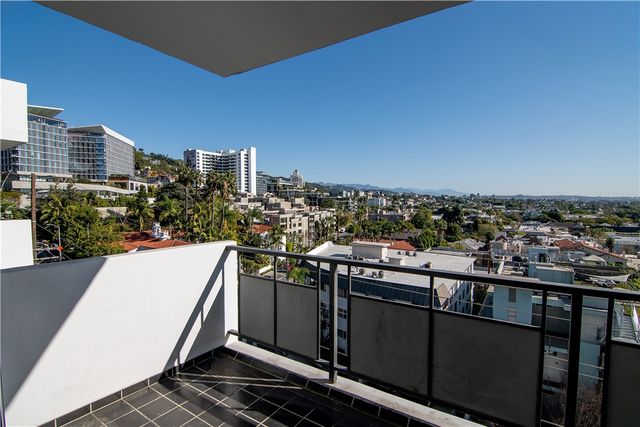1155 N La Cienega Boulevard 711, West Hollywood, CA 90069