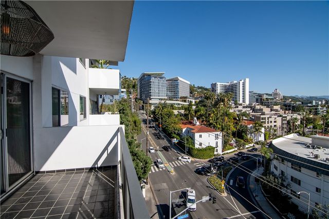 1155 N La Cienega Boulevard 711, West Hollywood, CA 90069
