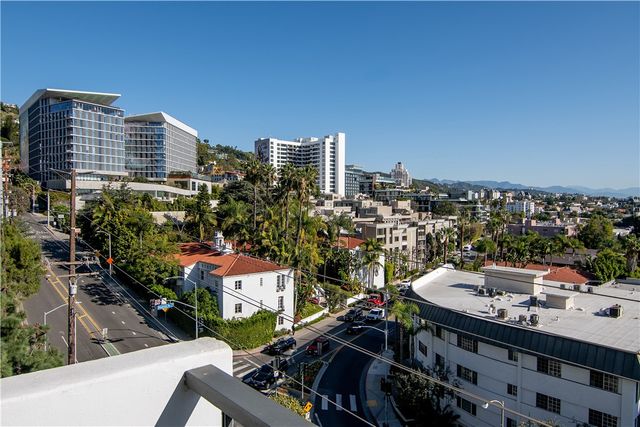 1155 N La Cienega Boulevard 711, West Hollywood, CA 90069