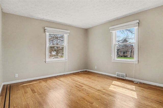 48 Chester Avenue, Chili, NY 14623