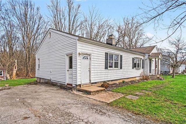 48 Chester Avenue, Chili, NY 14623