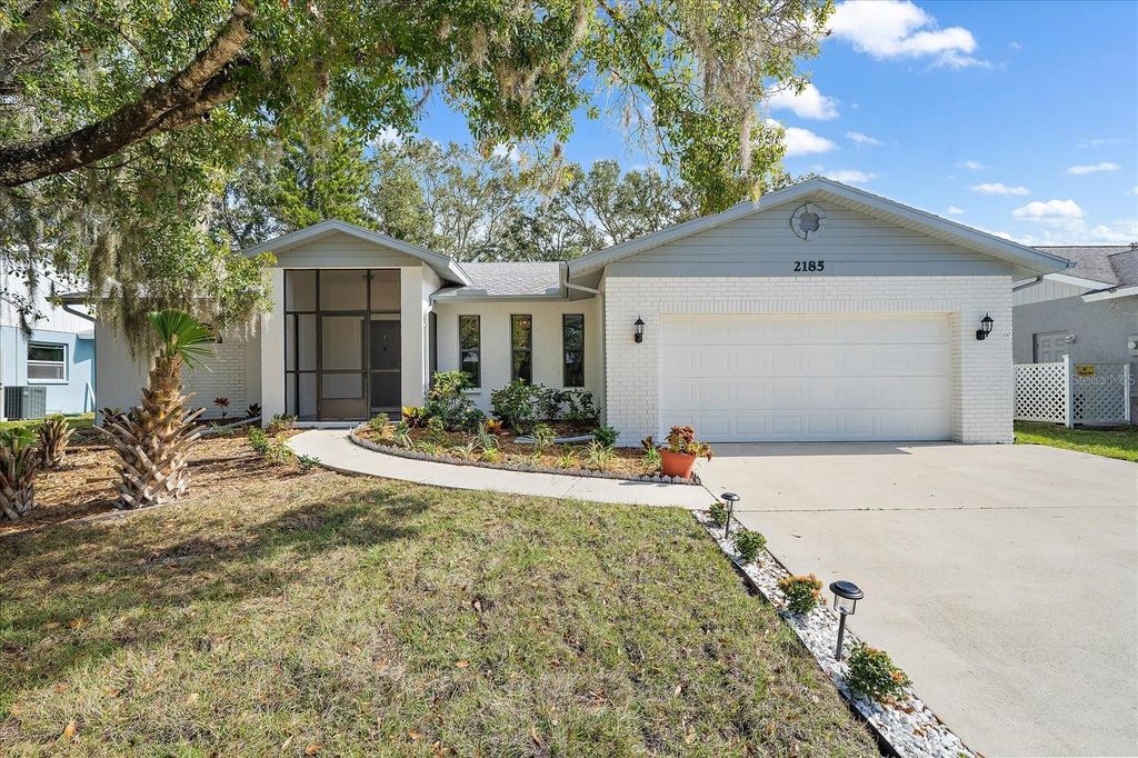 2185 CORK OAK STREET E, Sarasota, FL 34232