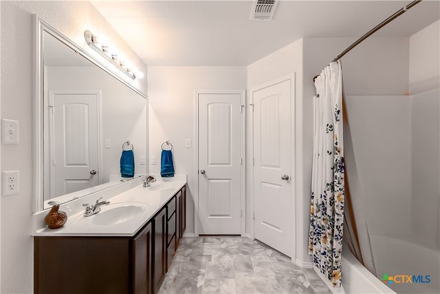 5102 Screaming Eagle Circle, Killeen, TX 76549