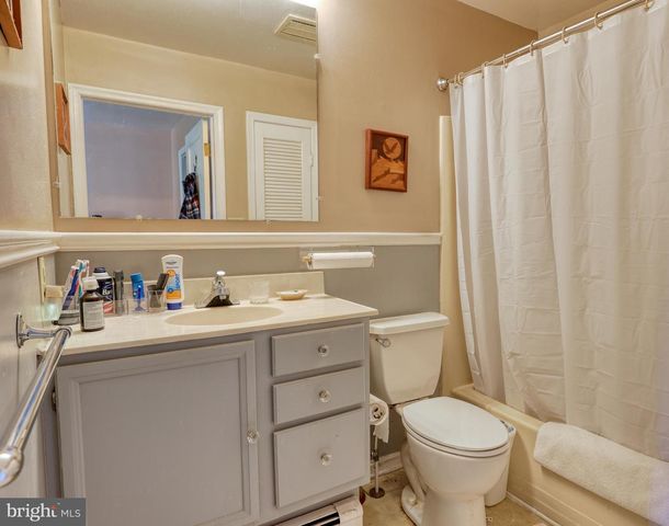 511 NORTH MAIN STREET, Edinburg, VA 22824