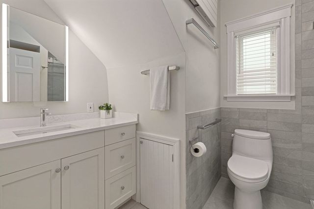 12 Chilton 1, Cambridge, MA 02138