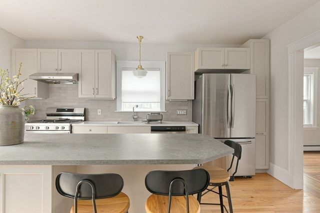 12 Chilton 1, Cambridge, MA 02138