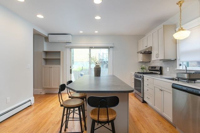 12 Chilton 1, Cambridge, MA 02138