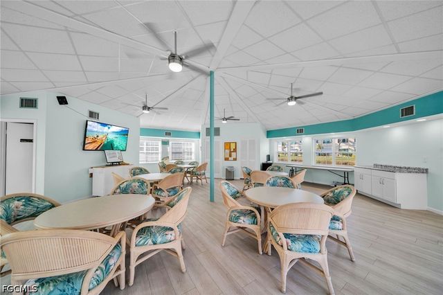 13540 Stratford Place CIR 202, Fort Myers, FL 33919