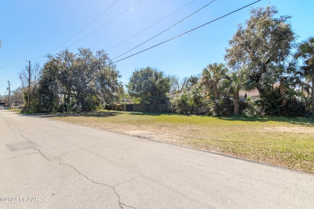 124 Dimmick Street, New Smyrna Beach, FL 32168