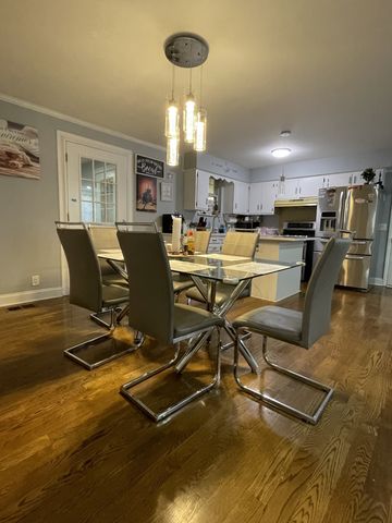 708 Richards Rd, Antioch, TN 37013