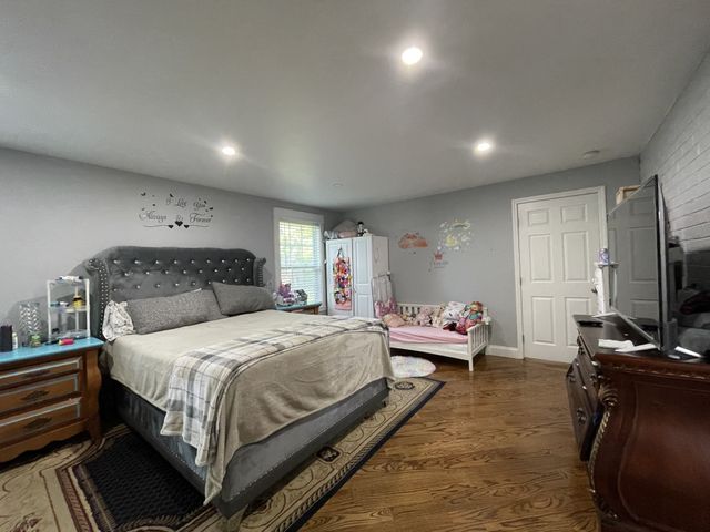 708 Richards Rd, Antioch, TN 37013