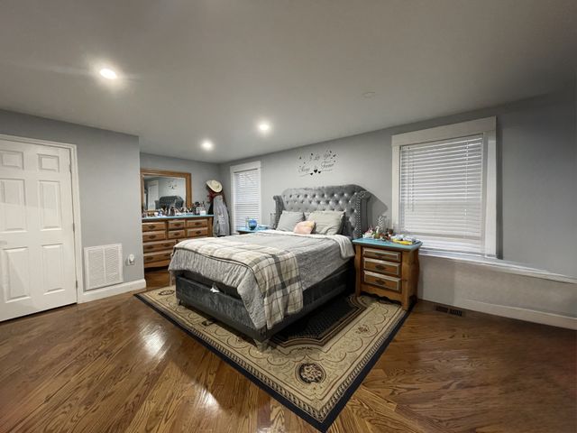 708 Richards Rd, Antioch, TN 37013