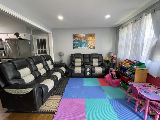 708 Richards Rd, Antioch, TN 37013