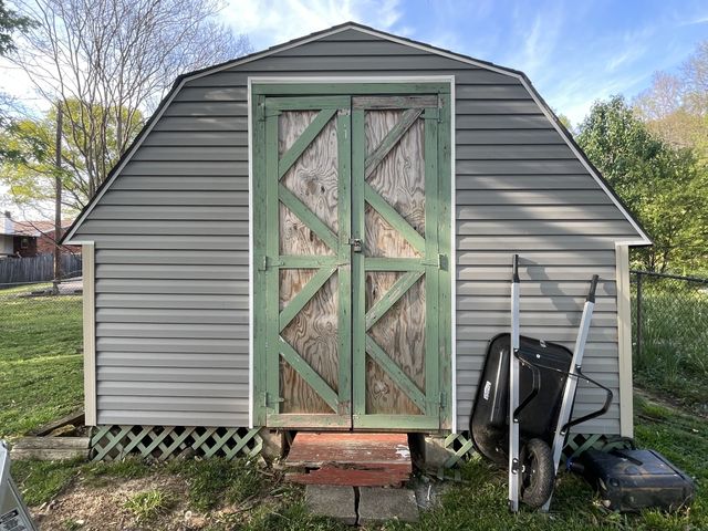 708 Richards Rd, Antioch, TN 37013