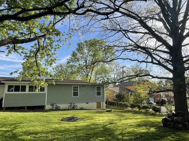 708 Richards Rd, Antioch, TN 37013