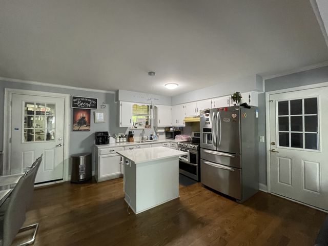708 Richards Rd, Antioch, TN 37013