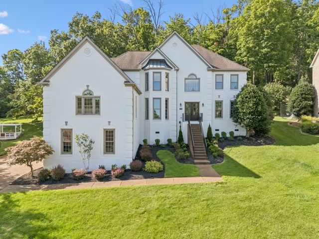 9442 Foothills Dr, Brentwood, TN 37027