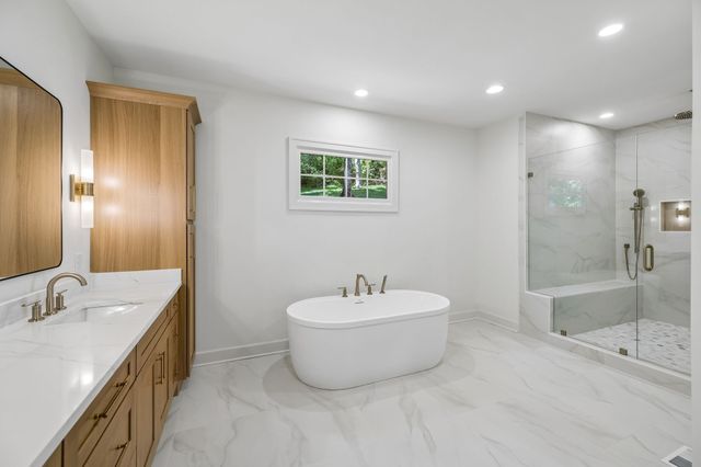 9442 Foothills Dr, Brentwood, TN 37027