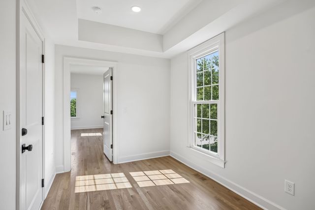 9442 Foothills Dr, Brentwood, TN 37027