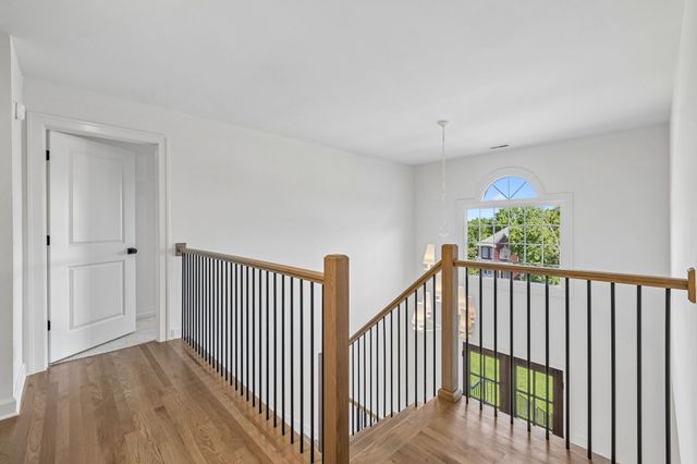 9442 Foothills Dr, Brentwood, TN 37027