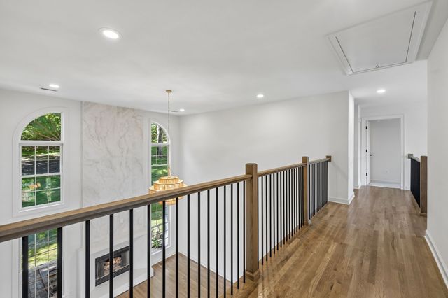 9442 Foothills Dr, Brentwood, TN 37027