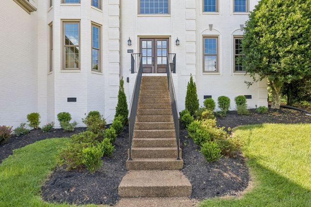 9442 Foothills Dr, Brentwood, TN 37027