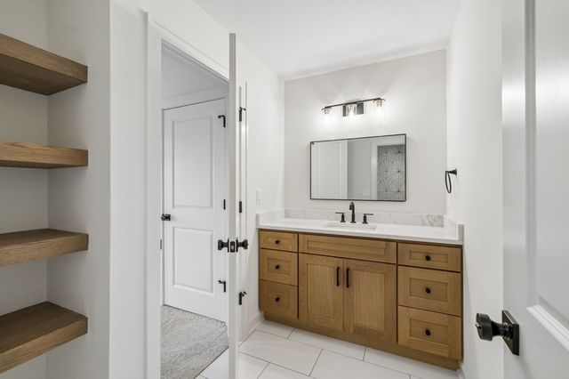 9442 Foothills Dr, Brentwood, TN 37027