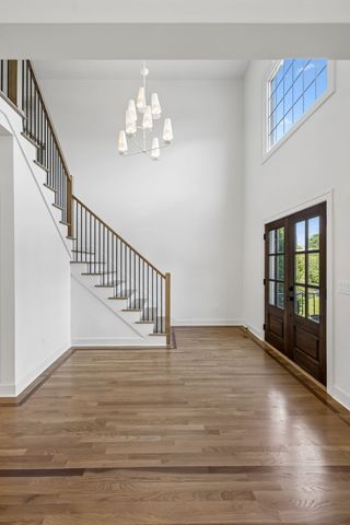 9442 Foothills Dr, Brentwood, TN 37027