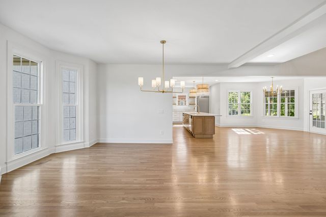 9442 Foothills Dr, Brentwood, TN 37027