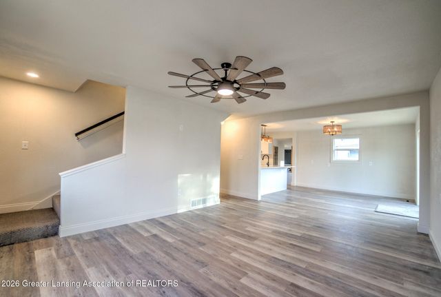 220 Edwards Street, Grand Ledge, MI 48837