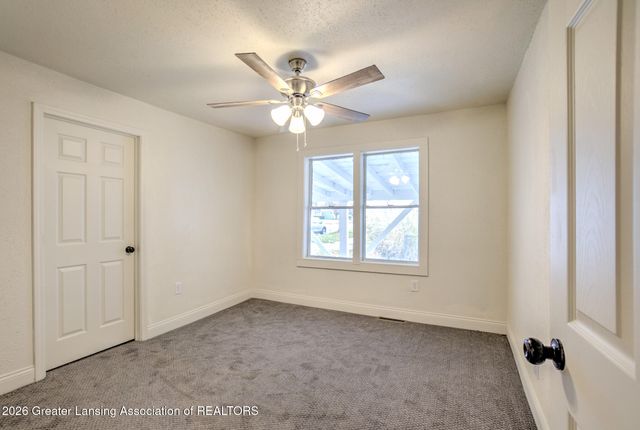 220 Edwards Street, Grand Ledge, MI 48837