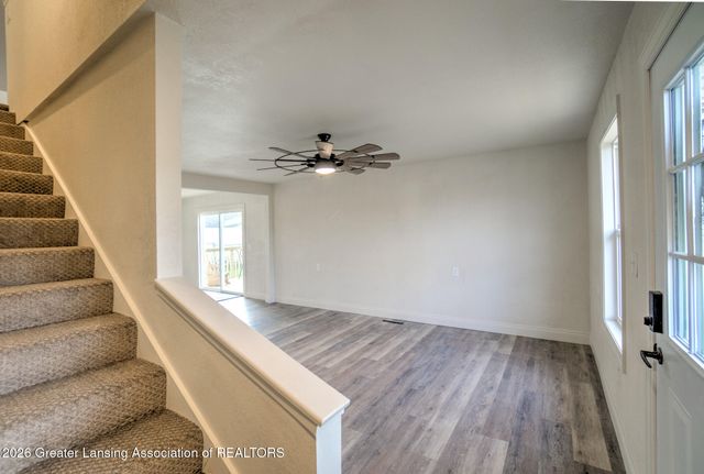 220 Edwards Street, Grand Ledge, MI 48837