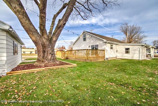 220 Edwards Street, Grand Ledge, MI 48837