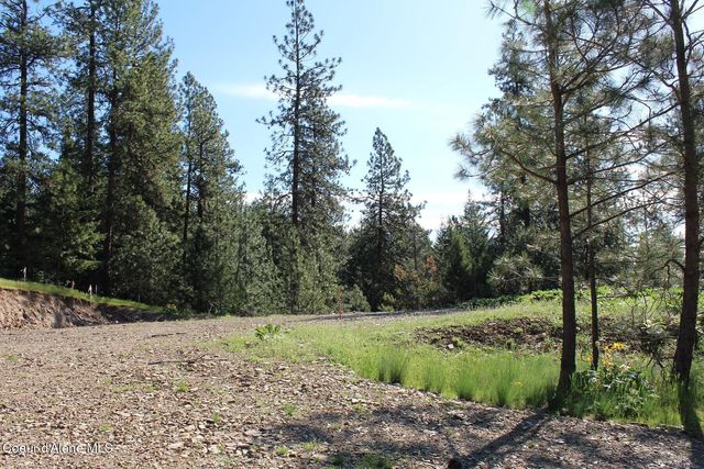 881 S Allen Rd, Coeur D'alene, ID 83814