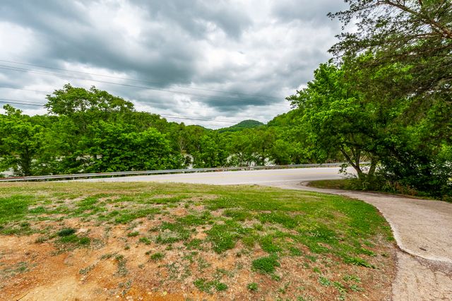 537 Defeated Creek Hwy, Carthage, TN 37030