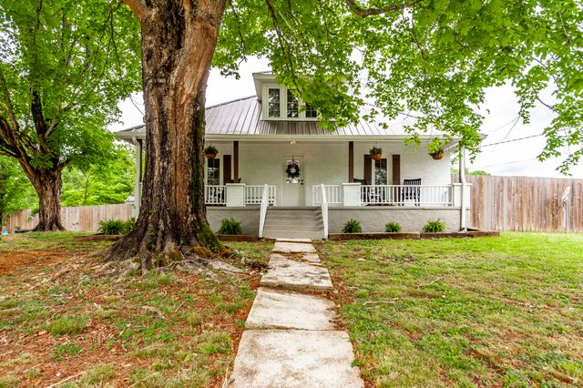 537 Defeated Creek Hwy, Carthage, TN 37030
