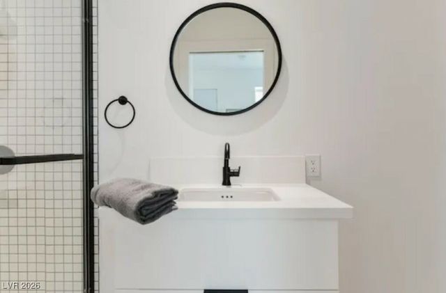 715 South 3rd Street 9, Las Vegas, NV 89101