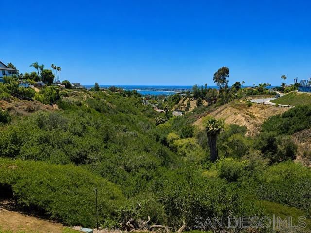 3658 Clairemont Drive 1D, San Diego, CA 92117