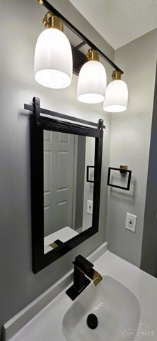 11505 Oxfordshire Lane, Forest Park, OH 45240