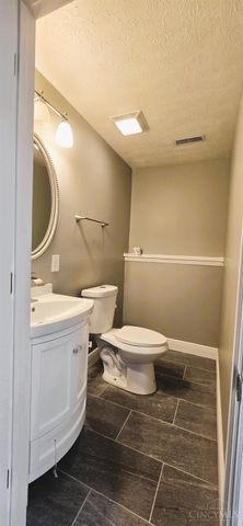 11505 Oxfordshire Lane, Forest Park, OH 45240