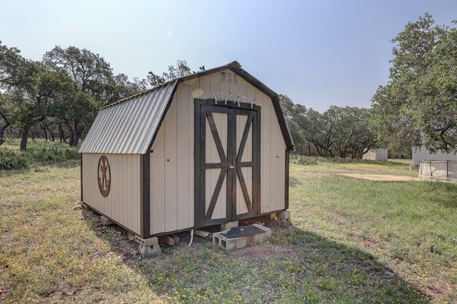 419 Yellowstone Lane, Hunt, TX 78024