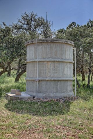 419 Yellowstone Lane, Hunt, TX 78024