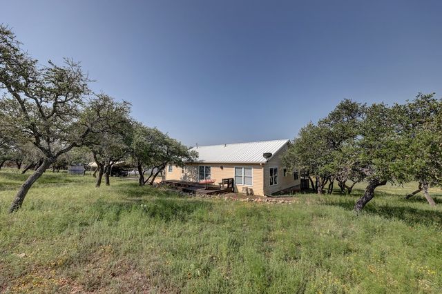 419 Yellowstone Lane, Hunt, TX 78024