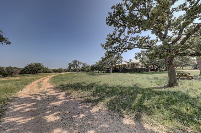419 Yellowstone Lane, Hunt, TX 78024