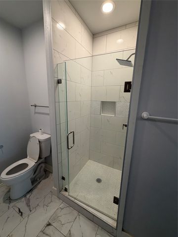 2318 Stutz Drive C5, Dallas, TX 75235