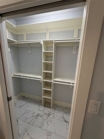 2318 Stutz Drive C5, Dallas, TX 75235