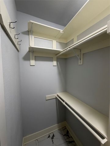 2318 Stutz Drive C5, Dallas, TX 75235