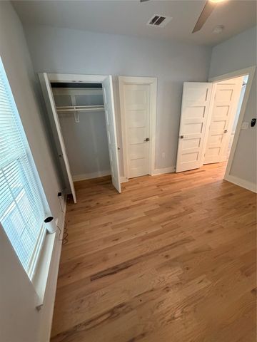 2318 Stutz Drive C5, Dallas, TX 75235