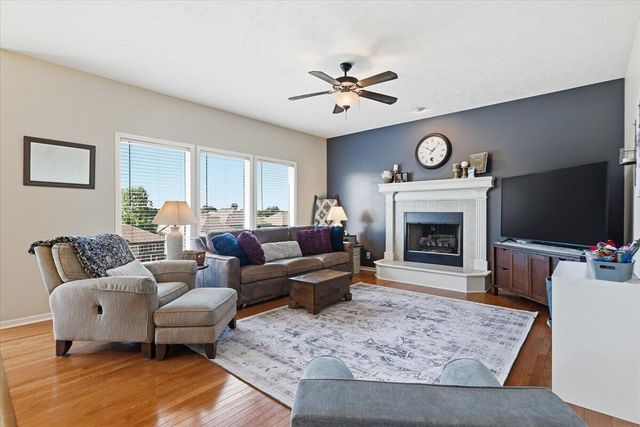 4817 CEDARBROOK Drive, Council Bluffs, IA 51503