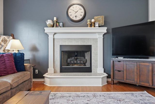 4817 CEDARBROOK Drive, Council Bluffs, IA 51503